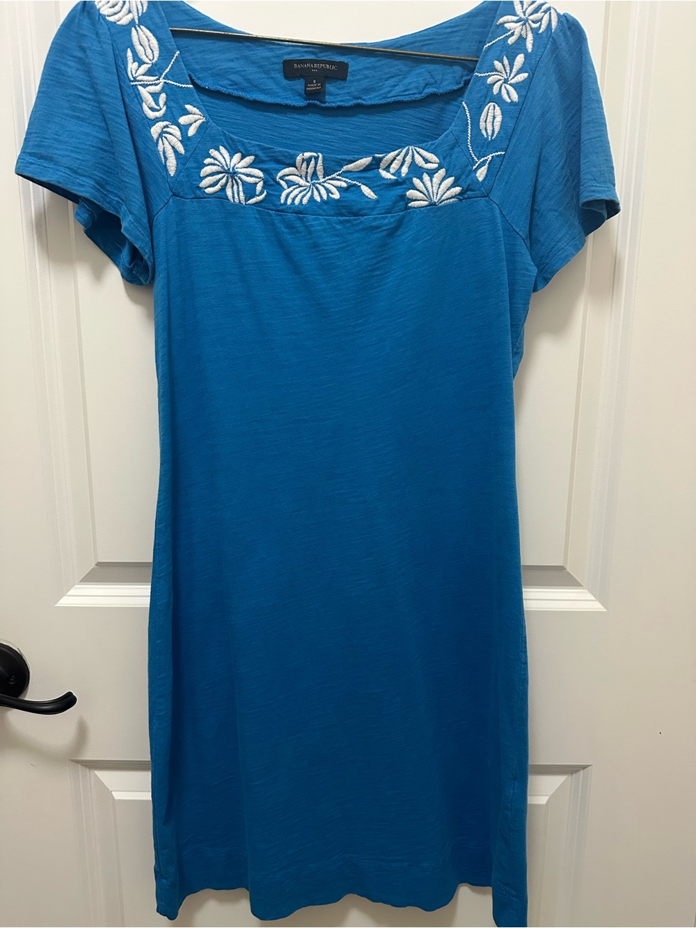 Banana Republic Embroidered Neck Shift Dress